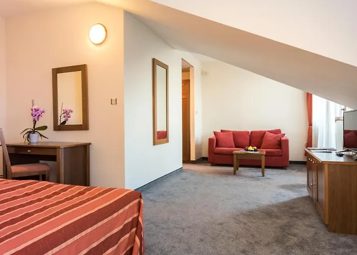 Hotel Evelina Palace 4*