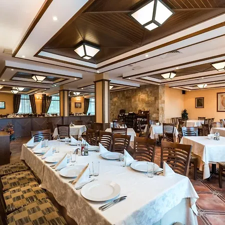 Evelina Palace Szálloda 4*