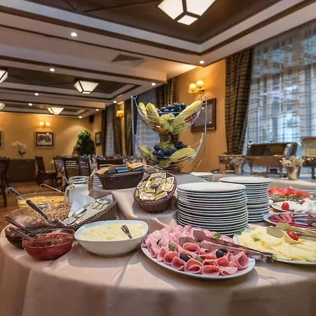 에블리나 팰리스