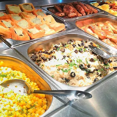 Отель Evelina Palace 4*