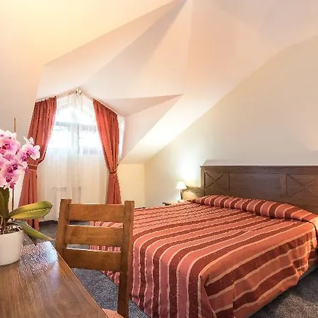 Hotel Evelina Palace 4*