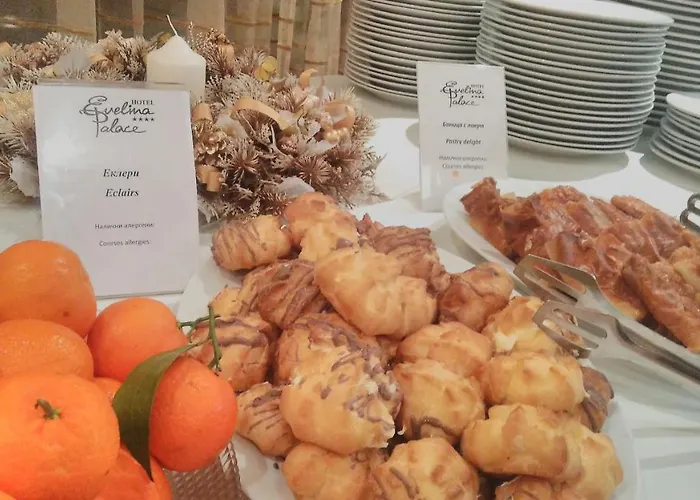 Evelina Palace מלון