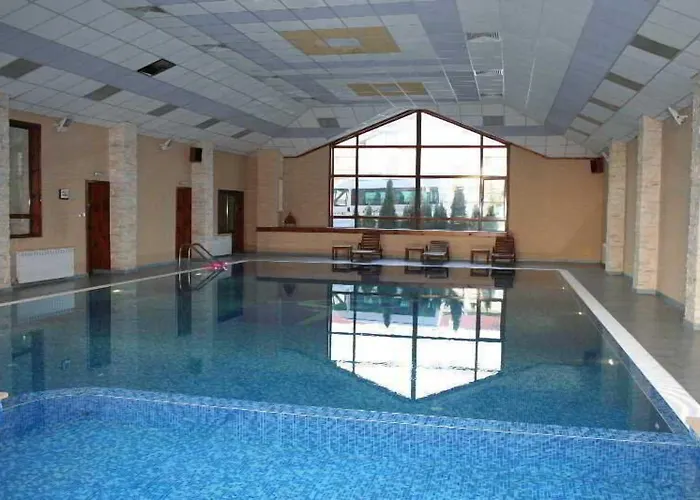 Evelina Palace מלון