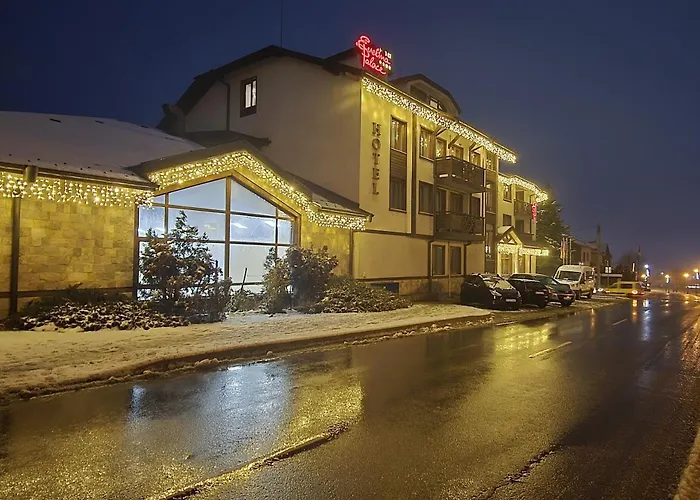 埃维莉娜宫殿酒店