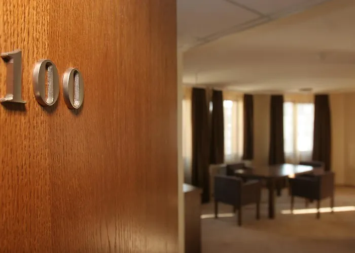 埃维莉娜宫殿酒店