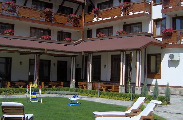 евелина палас