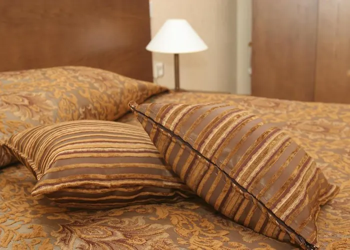 Evelina Palace בנסקו