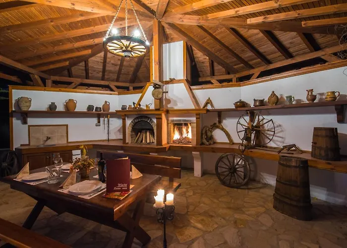 Evelina Palace 4* בנסקו